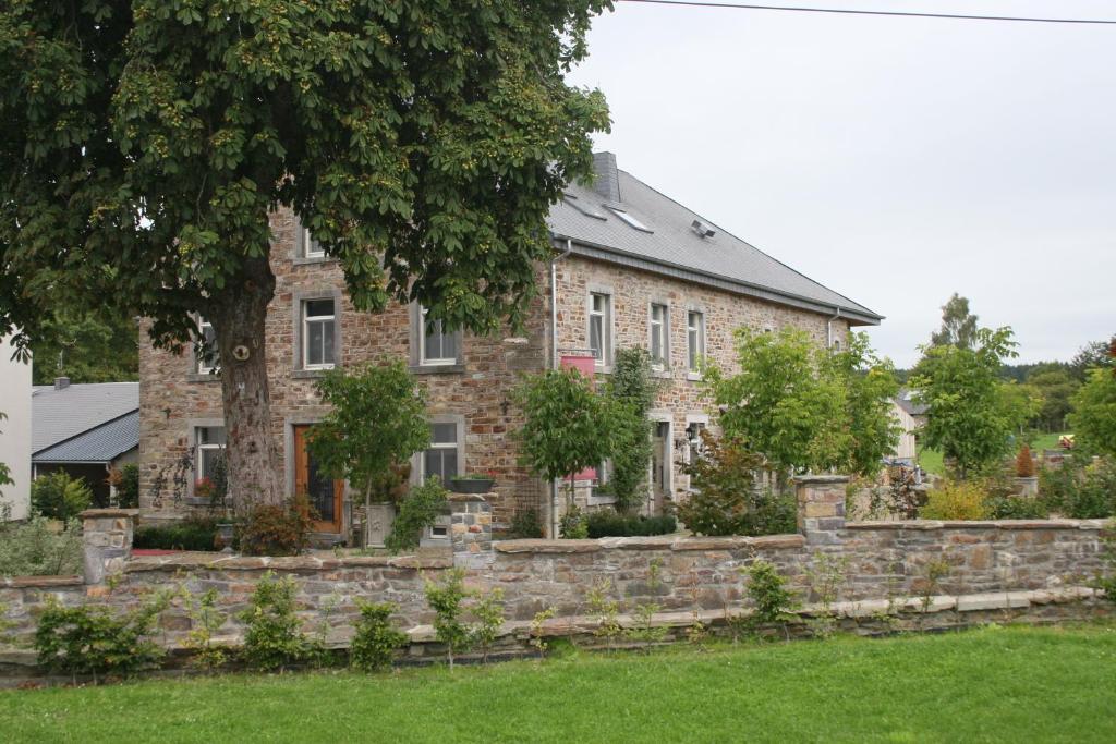 B&B Le Tapis Rouge Vielsalm Eksteriør bilde